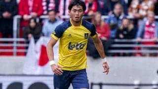 日本代表DF町田浩樹がドリブラーに！？華麗な股抜きテクに鹿島時代の同僚続々驚き「キレッキレッ！！」「僕の知っている町田はどこですか？」