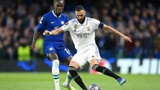 両チームの選手も困惑？　チェルシーvsマドリーで大クセのエスコートキッズ現る…