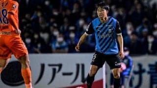 川崎・佐々木旭が語る、脇坂泰斗へのアシスト場面での小林悠の働き。「そこに入ってくれることによってマイナスが空く」