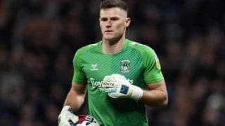 「信じられない終わり方」「こんな事が起こるとは」英2部で奇跡！昇格への執念、守護神がラストプレーで劇的同点ゴール「今週のハイライトだ」