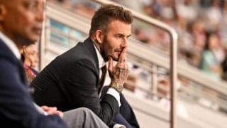 「さすがだ」「信じられない」「超カッコいい」ベッカム氏が2年ぶりミラノ訪問、高級車との2ショットに称賛の嵐「とてもゴージャス」