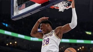 ベンチから2戦連続で20得点以上を挙げた八村塁…球団ではマジック・ジョンソン以来の記録達成者に