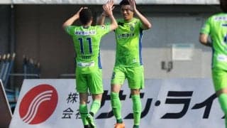 伊賀出身、日本代表FW町野修斗が忍装束姿に！湘南の選手が本物手裏剣対決もまさかのオチ…「めっちゃ面白かった」「こういう企画はどんどんやって欲しい」