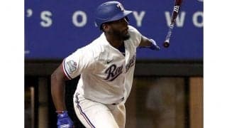 ロッテがアポステルを育成契約で獲得　マイナー通算50発「一刻も早く自分の力を証明」