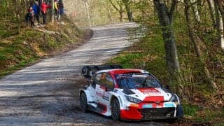 WRCクロアチア：エルフィン・エバンスが総合首位にポジションアップ