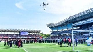 川崎Fマスコットの子ども誕生場面が、「ここまで情報量の多い動画を見たの初めてだわ」などと大反響！ 突如現れた巨大ドローンから「メーカブー」生まれる！