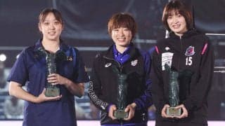 鍋谷友理枝、山岸あかね、色摩知巳がVリーグ栄誉賞に感謝　鍋谷「私なりにまたバレーボールに向き合っていけたら」