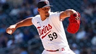 【MLB】打者あきらめの“不規則落下”が「まるでゲーム」　のたうつ超変化に「うめき声出た」