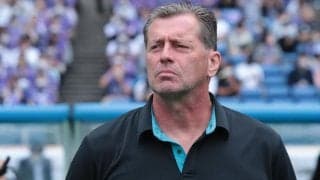 「かっこよすぎる」「監督似合いすぎ」広島・スキッベ監督がノリノリで甲冑姿に！ ファンも称賛の嵐