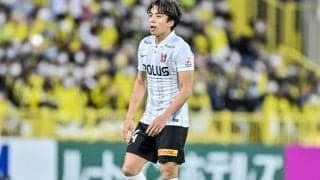 『101匹わんちゃん』のヘアバンド着用！ 浦和レッズからレンタル移籍中の宮本優太が「ディズニーランドパリでのオフショット」披露！ 「楽しかったです」と報告