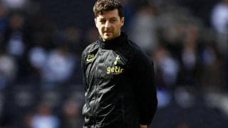 初陣で大敗からのバウンスバック誓うメイソン暫定監督「このクラブを信じている」