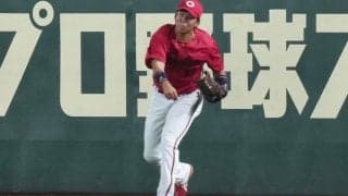 大飛球が招いた悪夢…フェン直なのに“ライトゴロ”　球場困惑の珍事に「ええもん見た」