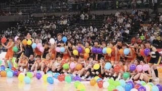 懐かしの“モジモジくん”や話題の“ペッパーミルパフォ”…Wリーグがオールスターで今季を締めくくる