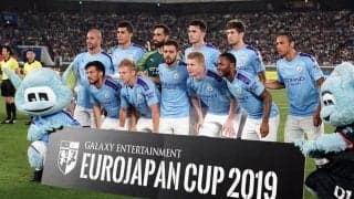 「日本ツアー確定演出？」マンチェスター・シティのマスコットが来日！日本の電車に乗るシュールな姿が話題「乗客ビビるやろ」