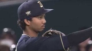 横っ飛びから“超絶キャノン”が「肩えっぐ」　安打もぎ取る美技は「メジャー級」