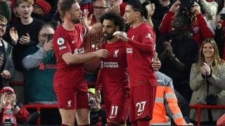 サラーがホーム8戦連続ゴール！　エースPK弾を守護神アリソンの好守で守り切ったリバプールが今季初の5連勝！《プレミアリーグ》