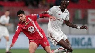 満身創痍ローマが痛恨ドローで7位転落…2位ラツィオが連敗ストップでナポリ優勝は4日以降に《セリエA》