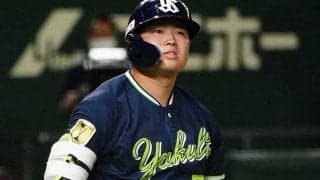 打率1割台の村上宗隆に「兆しは見えてきた」　専門家が評価する“4番の仕事”