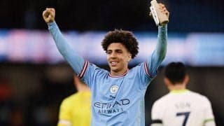 シティが18歳リコ・ルイスと契約延長目前！　ウォーカーも絶賛するポリバレント性 「とても頭が良い」