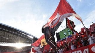 「さすが勝利の女神」「可愛すぎる」元NGT48の荻野由佳さん、愛する浦和のACL制覇を現地観戦！ 試合前と後のギャップが話題に