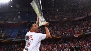 4年前に自動車事故で急逝…セビージャやアーセナル、レアルでプレーしたレジェスの彫像がお披露目「彼は世界最高のスター」