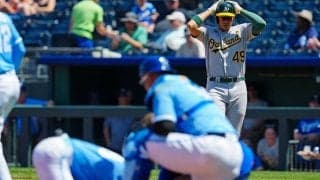 【MLB】170キロが顔面に「直撃した」　四つん這いで悶絶…球場騒然の悲劇は「見たくない光景」