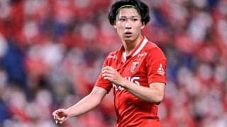 「お手本のようなラストパス」松尾佑介がベルギーPOで味方の得点をお膳立て！「素晴らしい」「ACL浦和レッズ優勝記念」とファン歓喜