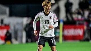 「奥さん綺麗ですね」日本代表MF守田英正がモデル妻＆愛娘＆愛犬との「誕生日4ショット」公開！ 祝福の声が相次いだ家族写真