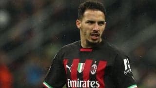 ミラン主力MFベナセルは松葉杖をつきながらサン・シーロを去る…CL準決勝2ndレグ出場も危うしか