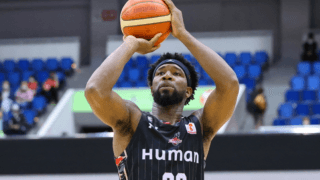 大阪がアイラ・ブラウンら3選手と契約満了…ブラウンは今シーズン平均9.5得点で貢献