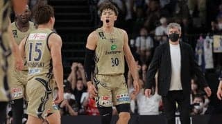 琉球ゴールデンキングスが接戦を制す…今村佳太が7本の3Pを含む24得点、クーリーは“ダブルダブル”