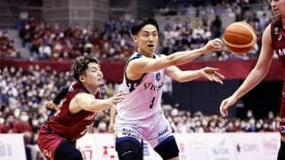 後半に逆転した横浜BCが川崎を振り切って白星…第4Qでは堅守から主導権をつかむ