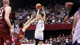 横浜BCが敵地で2連勝を飾り“神奈川ダービー”を制す…琉球の待つセミファイナルへ進出