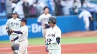 投手陣が崩れ15失点の大敗　明大が優勝王手に／明大１回戦
