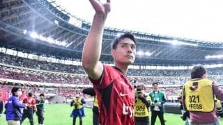 「（小林）悠さんっぽかったんじゃないですか？」鹿島FW知念慶が名古屋戦のゴールで逆質問。報道陣がうなずくと、「よっしゃ（笑）」と笑顔……川崎の大先輩の背中を追い求め