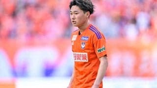 「シュートが早すぎて見えん」J1新潟のパリ五輪世代MFが衝撃の「無回転弾丸ゴール」！「キーパーはノーチャンス」「これはエグい」など、驚きの声続々