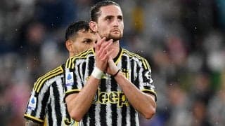 ユナイテッドがラビオ獲得に動く？　名物母は高額な年俸を要求