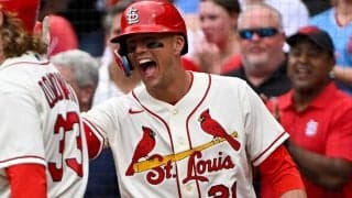 【MLB】ヌートバーも「真のメジャーリーガー」　感激のサイン…歴史詰まった「モンスターの中へ」