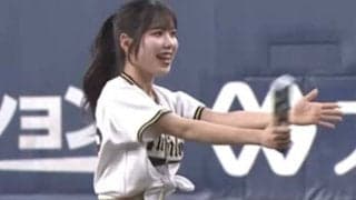 ミニスカ衣装で“後足ぴょんっ”が「みんなかわいい」　奇跡のコラボに興奮「キレキレ」