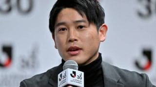 「いいコンビ」内田篤人氏と芸人・宮川大輔の「空港出発2ショット」が話題に！ お祭り＆W杯での決戦前の笑顔写真