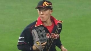 窮地救う超レーザービームが「気持ちいい」　二刀流ルーキーの“爆肩”が「イチロー並」