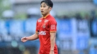 「奥様凄い美人」「森七菜かと思った」J1名古屋のMF森下龍矢を祝福した美人妻に豊田スタジアムがどよめく！ 「美人すぎて豊スタどよめいた」と驚きの声