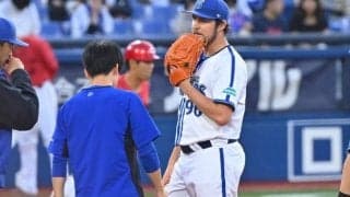 「状況は悪化している」散々な投球が続く“最強助っ人”バウアーに米メディアは嘆き「母国復帰の妨げになるのは間違いない」