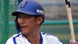 DeNA京田陽太が負傷交代　ヘッスラで本塁突入時に中村と交錯…苦悶の表情でベンチへ