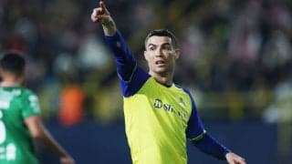 「信じられないゴール」「唯一無二」」C・ロナウド圧巻のミドルで逆転勝利！ 元JリーガーのGKを打ち破り逆転優勝に望みをつなぐ