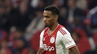 ユナイテッド行き再燃のオランダ代表DF、アヤックス残留の可能性も示唆 「否定できない」