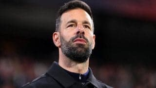 ファン・ニステルローイ監督がPSVの指揮官を電撃退任！ クラブのサポートに不満でシーズン終了を待たずに決断