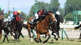 【二王子特別】12番人気の伏兵、ブリングトゥライフ早め先頭から押し切る