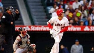 【MLB】大谷翔平は“最も地上から離れた球”を左中間へ　衝撃の悪球打ちに米記者も仰天