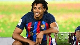 バルセロナ退団希望報じられるクンデが噂を完全否定